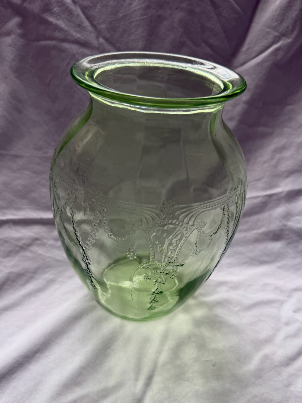 Uranium Depression Glass Vase 7 3/4"
Ballerina Cameo Princess Vintage 1930's